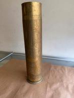 Gedetailleerde vaas, Verzamelen, Militaria | Algemeen, Onbekend, Ophalen of Verzenden, Onbekend, Onbekend