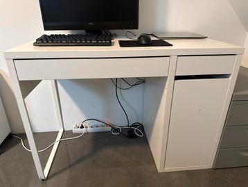 Ikea Micke Bureau - Wit 105x50cm beschikbaar voor biedingen