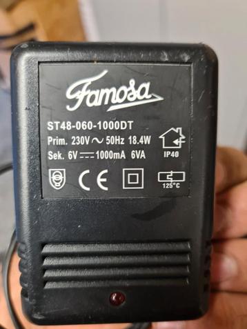 Cars Accu Oplader Famosa  beschikbaar voor biedingen