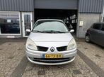 Renault Grand Scenic 2.0 16V 5P AUT 2007 Grijs, Auto's, Renault, 1998 cc, 4 cilinders, 75 €/maand, 650 kg