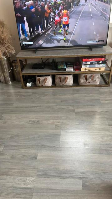 Tv kast van 120 bij 40