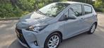 Toyota YARIS 1.5 Hybrid Dynamic *navigatie *Stoelverw.*ecc*, 1497 cc, 4 cilinders, Met garantie (alle), Stoelverwarming