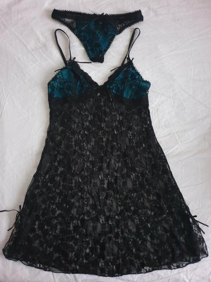 NIEUW! Babydoll/Nachtjapon. Mooi kant. Maat M/L, Kleding | Dames, Ondergoed en Lingerie, Nachtkleding, Zwart, Ophalen of Verzenden