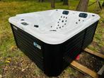 Jacuzzi 3 persoons merk Gecko (8 maand gebruikt), Tuin en Terras, Bubbelbaden en Hottubs, Ophalen of Verzenden, Zo goed als nieuw
