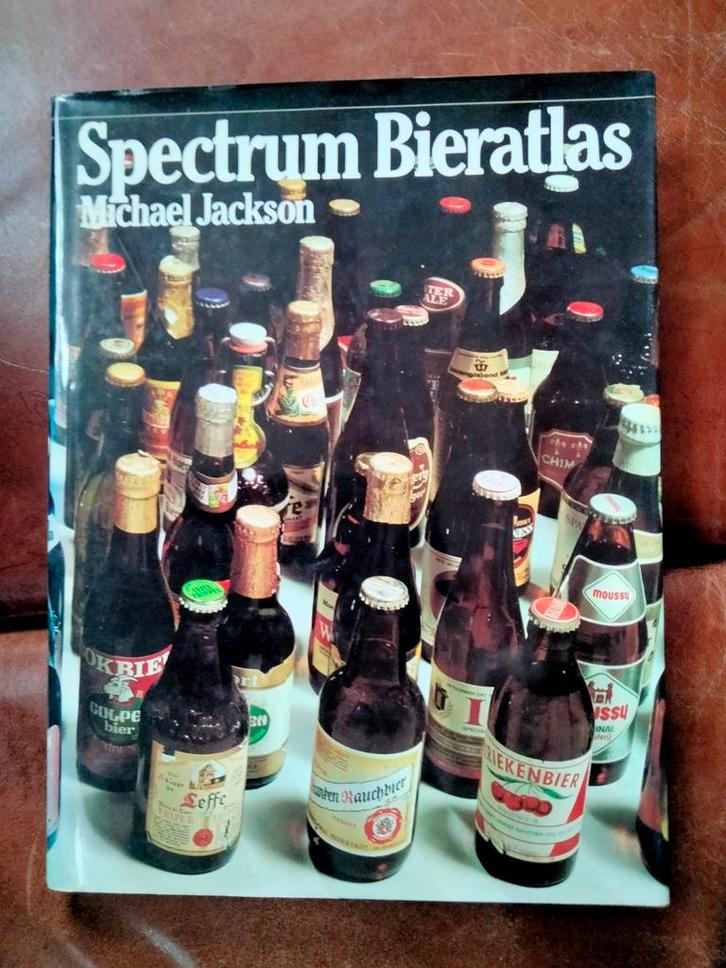Spectrum Bieratlas - Michael Jackson, Boeken, Hobby en Vrije tijd, Gelezen, Overige onderwerpen, Ophalen of Verzenden