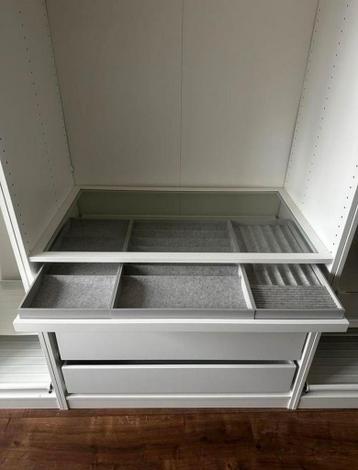 Witte Ikea Pax kast - afbeelding 2