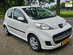 Peugeot 107 1.0-12V XS airco cv op afs elektrische ramen, Auto's, Voorwielaandrijving, Euro 5, Gebruikt, 4 stoelen