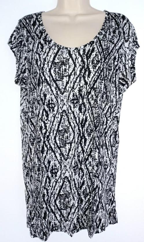 Zus van Sil top maat XXL (42), Kleding | Dames, Tops, Zo goed als nieuw, Maat 42/44 (L), Zwart, Korte mouw, Ophalen of Verzenden
