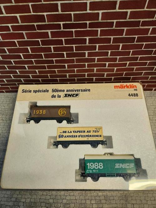 Marklin HO SNCF goederen wagon set in doos, Hobby en Vrije tijd, Modeltreinen | H0, Zo goed als nieuw, Wagon, Wisselstroom, Märklin