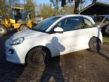 Opel Adam B12XER bj 2016 73000 km wit voor demontage. beschikbaar voor biedingen