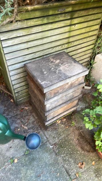 Wormenhotel compostbak beschikbaar voor biedingen