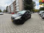 Ford Ka 1.2 Titanium, Voorwielaandrijving, Gebruikt, 1242 cc, 4 cilinders