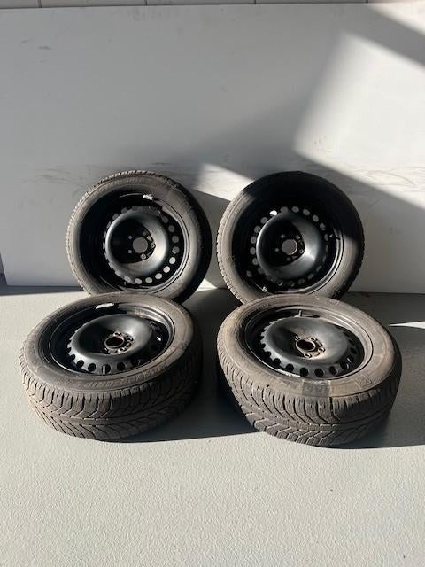 Winterset Ford Focus 5x108 Semperit 205/60/16 SET 82, Auto-onderdelen, Banden en Velgen, Ophalen, Gebruikt, 16 inch, Banden en Velgen