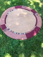 Vloerkleed te koop ronde lila roze 130 diameter voor 25 euro, Ophalen of Verzenden, Zo goed als nieuw, Rond, 100 tot 150 cm