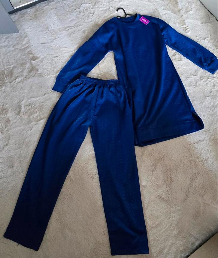 Nieuwe Twinset met Broek - Hijab Proof - S/M/L, Kleding | Dames, Huispakken, Nieuw, Maat 36 (S), Blauw, Verzenden