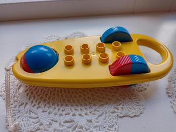 Lego Duplo retro/vintage rammelaar, autootje  beschikbaar voor biedingen