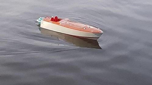 Speedboot, Hobby en Vrije tijd, Modelbouw | Boten en Schepen, 1:32 tot 1:50, Overige merken, Ophalen