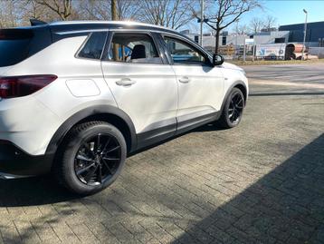 Opel Grandland velgen 18 inch met winterbanden 5x108 beschikbaar voor biedingen
