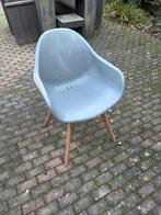 Grijze stoel x2, Tuin en Terras, Tuinstoelen, Ophalen, Zo goed als nieuw
