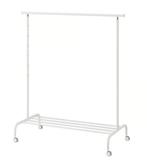 2x IKEA Kledingrek, wit (RIGGA), Kleding | Dames, Kledingrekken, Ophalen, Met wielen, Zo goed als nieuw