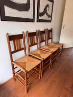 Vier prachtige Vintage houten stoelen met rieten zitting., Ophalen