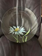 Corry Ammerlaan: Glazen schaal met bloemmotief, Schaal, Rond, Ophalen of Verzenden, Glas