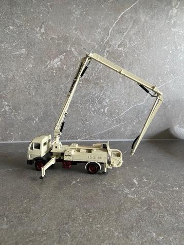 miniatuur vrachtauto NZG 170 beschikbaar voor biedingen