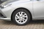 TOYOTA Auris Touring Sports 116PK-DYNAMIQUE-142DKM-NAVI-CLIM, Te koop, Zilver of Grijs, Benzine, Gebruikt