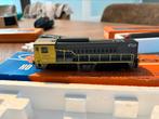 Roco ns 2200 geel grijze locomotief €40, Hobby en Vrije tijd, Ophalen of Verzenden, Roco, Gelijkstroom, Locomotief