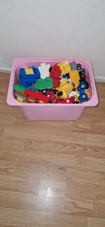 Grote partij Duplo stenen beschikbaar voor biedingen