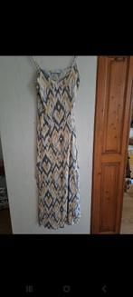 Luchtige zomerjurk Costes M, Kleding | Dames, Jurken, Ophalen of Verzenden, Zo goed als nieuw, Onder de knie