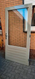 Extra breede deur voor rolstoel of motorfiets doorgang, Ophalen