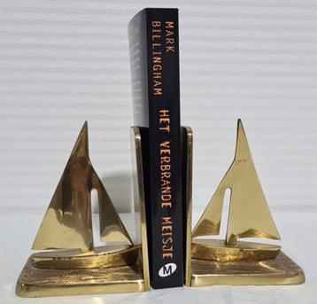 boekensteunen beschikbaar voor biedingen