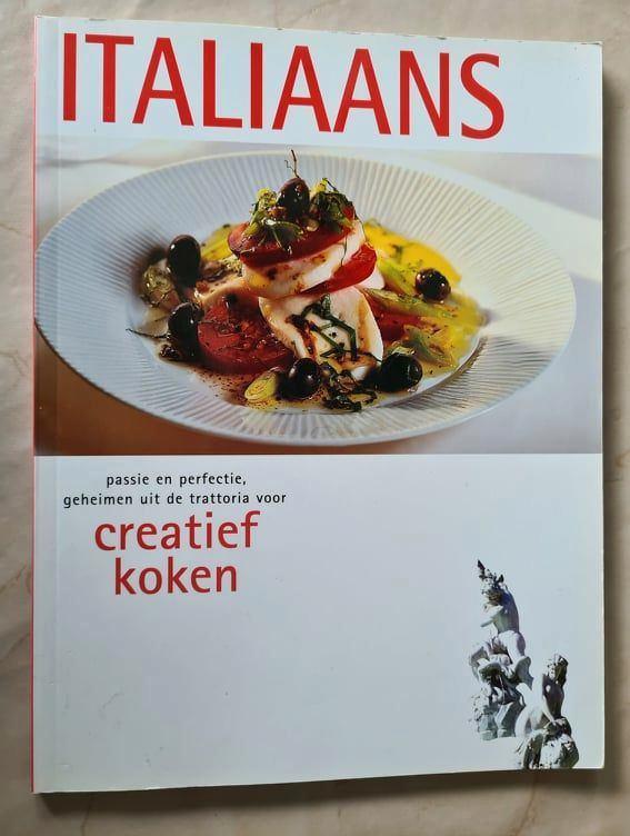 Russisch -Zuid-Amerikaans - Vietnamees - Italiaans Creatief, Boeken, Kookboeken, Zo goed als nieuw, Voorgerechten en Soepen, Hoofdgerechten