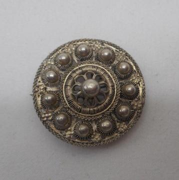 Zilveren antieke broche Zeeuwse knop nr.1158