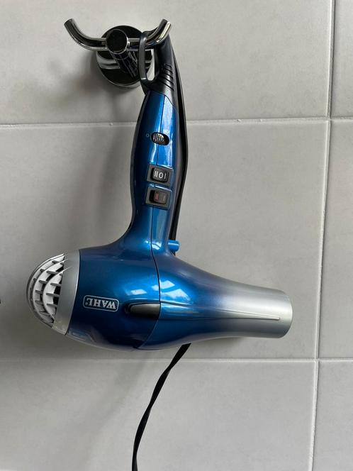 Wahl Pro Ionic 2000 föhn (model ZX585-1) – blauw, Sieraden, Tassen en Uiterlijk, Uiterlijk | Haarverzorging, Gebruikt, Föhn of Haardroger