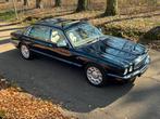 Daimler Super V8 4.0 LWB 1998 Blauw APK:sep 2026, Auto's, Overige Auto's, Automaat, Achterwielaandrijving, 8 cilinders, 1770 kg
