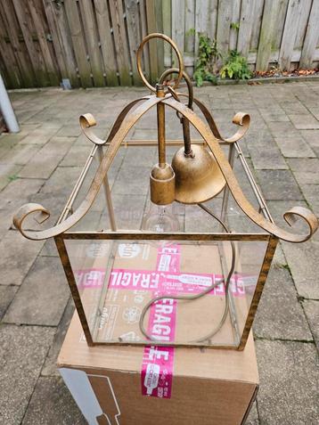 Sfeervolle Buitenlamp - Gouden Accent beschikbaar voor biedingen