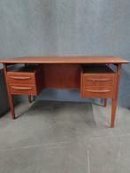 Bureau, vintage jaren 70, Ophalen, Gebruikt, X, Bureau