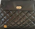 GIVENCHY quilted Leren Handtas - vintage Zwart met bon, Ophalen of Verzenden, Gebruikt, Zwart, Handtas