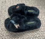 Fluffy slippers, Kleding | Dames, Schoenen, Ophalen of Verzenden, Zo goed als nieuw