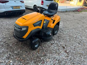 Stiga estate hydrostaat 102cm zitmaaier nieuwe mulch set beschikbaar voor biedingen