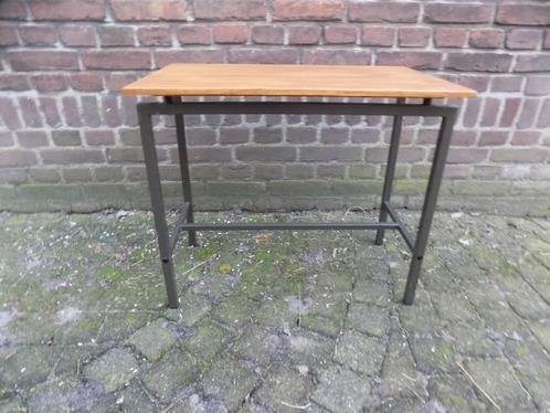Tafel bijzettafel vintage retro zwevend blad sidetable  Fraa, Huis en Inrichting, Woonaccessoires | Overige, Gebruikt, Ophalen