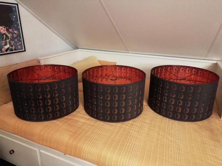 IKEA zwart-bronzen lampenkappen, Huis en Inrichting, Lampen | Lampenkappen, Zo goed als nieuw, 25 tot 50 cm, Rond, Zwart, Overige kleuren