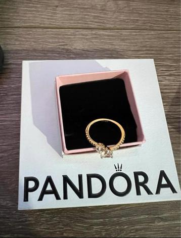 Pandora dubbelhart ring beschikbaar voor biedingen