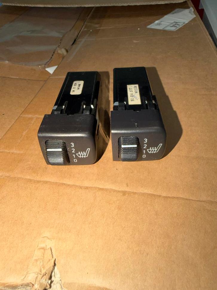 Saab 9-3 Stoelverwarmings Knopjes, Auto-onderdelen, Besturing, Saab, Gebruikt, Ophalen of Verzenden