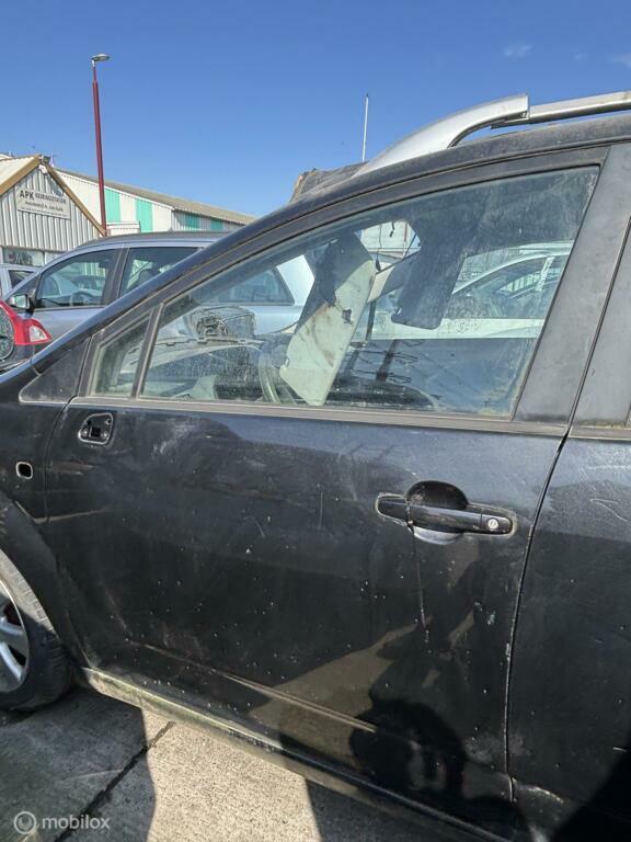 Voordeur links linksvoor Toyota Corolla Verso ('02-'06), Auto-onderdelen, Carrosserie en Plaatwerk, Deur, Toyota, Voor, Links