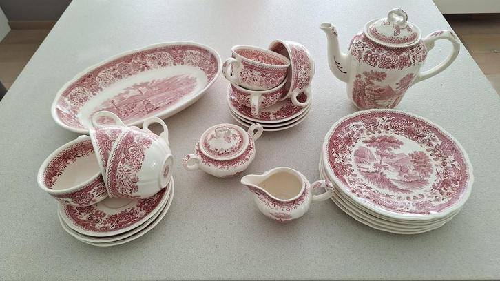 Villeroy en Boch ontbijt-/thee servies Burgenland rood, Antiek en Kunst, Antiek | Servies compleet, Ophalen