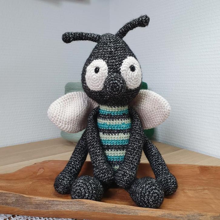 Handgemaakte gehaakte vlieg, Kinderen en Baby's, Speelgoed | Knuffels en Pluche, Nieuw, Overige typen, Ophalen of Verzenden