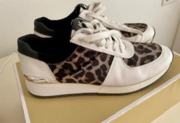 Michael KORS witte sneakers + panterprint zgan , maat 40/9 beschikbaar voor biedingen